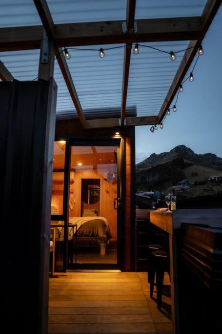 Ferienwohnung Cass Bay Retreat With Outdoor Bath Christchurch Lyttelton Exterior foto